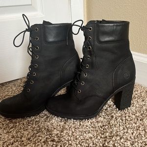Timberland Earthkeepers black boots with heels